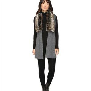 Splendid Gray Faux Fur Collar Sleeveless Long Vest - Size Small - Retail $198